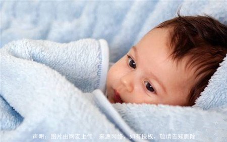 新生婴儿宝宝好听的男孩名字库：新颖洋气
